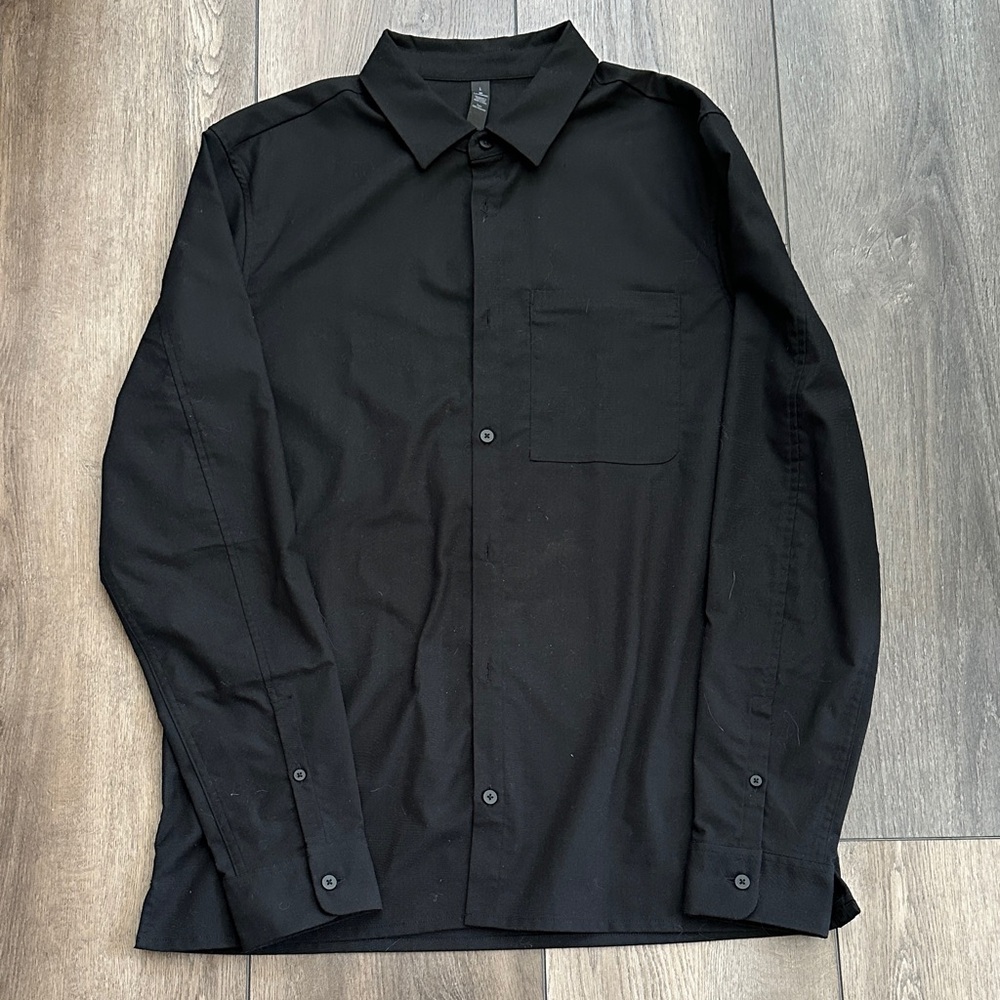 Lululemon Athletica Black Long Sleeve Shirt